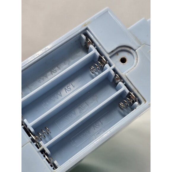 PARTS ONLY- Pixel Chix Blue Mansion House 2005 Mattel- !!OVERHEATS!! READ INFO - Picture 11 of 13